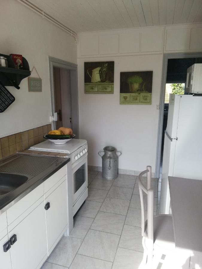 Le Gite Des Megalithes Le Bernard Exterior foto